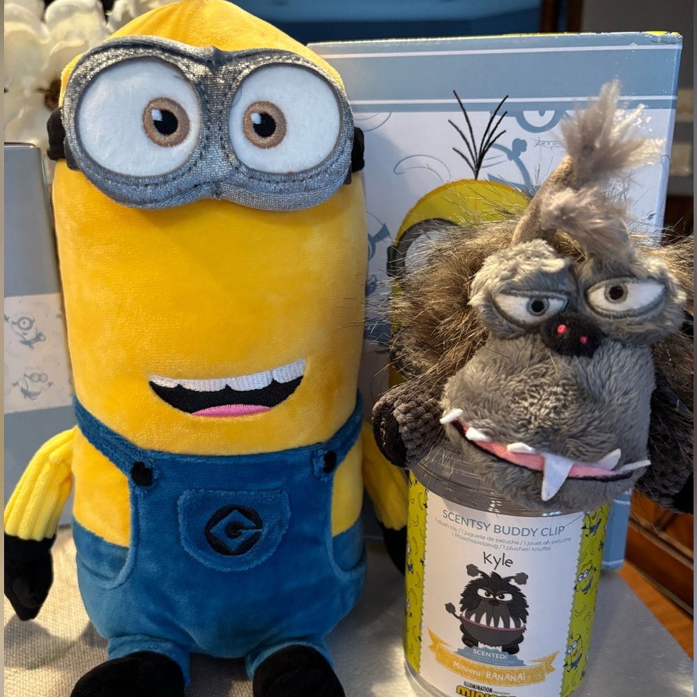 New In Container Scentsy Buddy Clip - Kyle